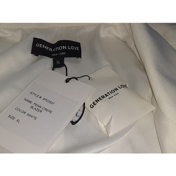 NWT - Generation Love Penn Crepe Blazer in White Size: XL - Picture 2 of 7